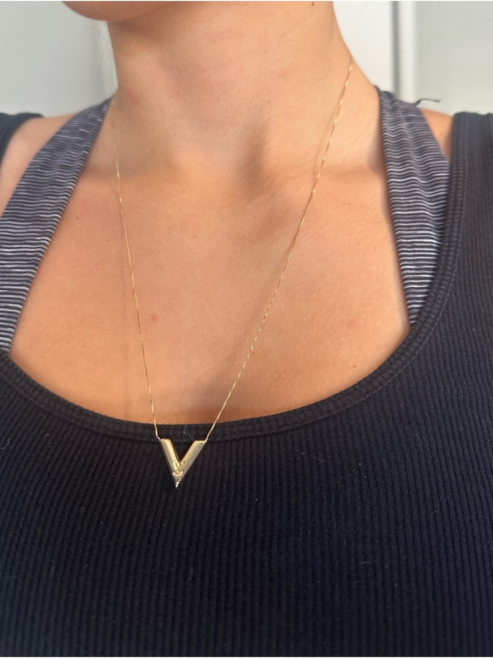 Delicate Gold V Pendant Necklace for Women